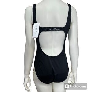 Calvin Klein Black Ribbed Open Back One Piece Swimsuit Size Large NWT